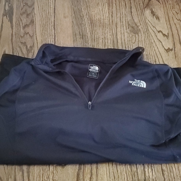 The North Face Other - The North Face quarterzip pullover